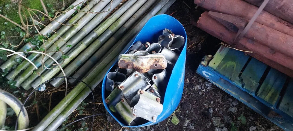 Cubicle beds and cantilever cubicles - Image 3