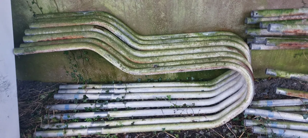 Cubicle beds and cantilever cubicles - Image 1