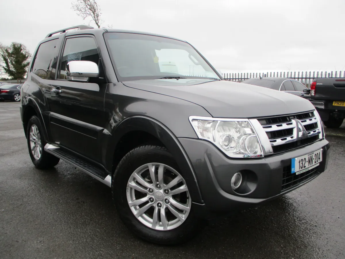Mitsubishi Pajero 3.2 DID WARRIOR SWB COMM - Image 1