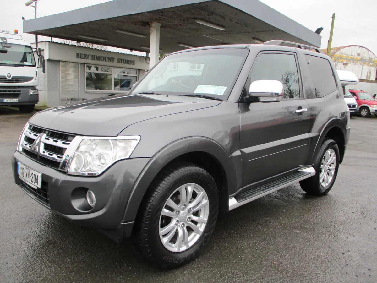 Mitsubishi Pajero 3.2 DID WARRIOR SWB COMM - Image 3