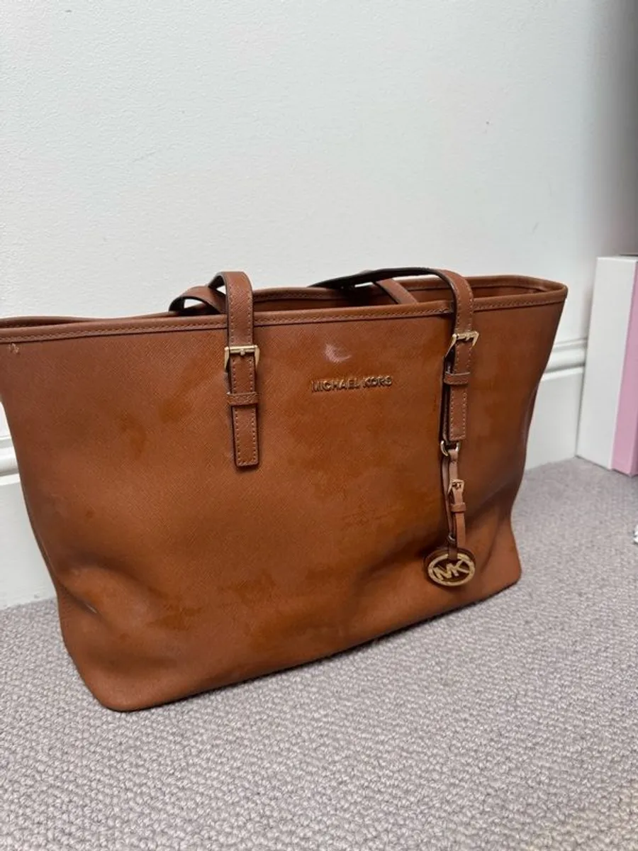 MICHAEL MICHAEL KORS Quinn Large Pebbled Leather Tote Bag - Image 3