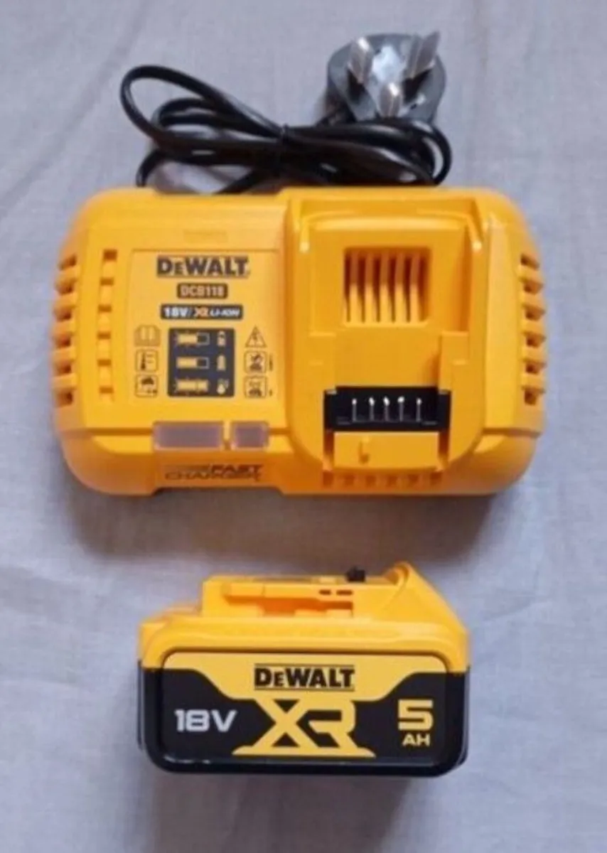 DeWalt Fast Charger and 5ah Battery