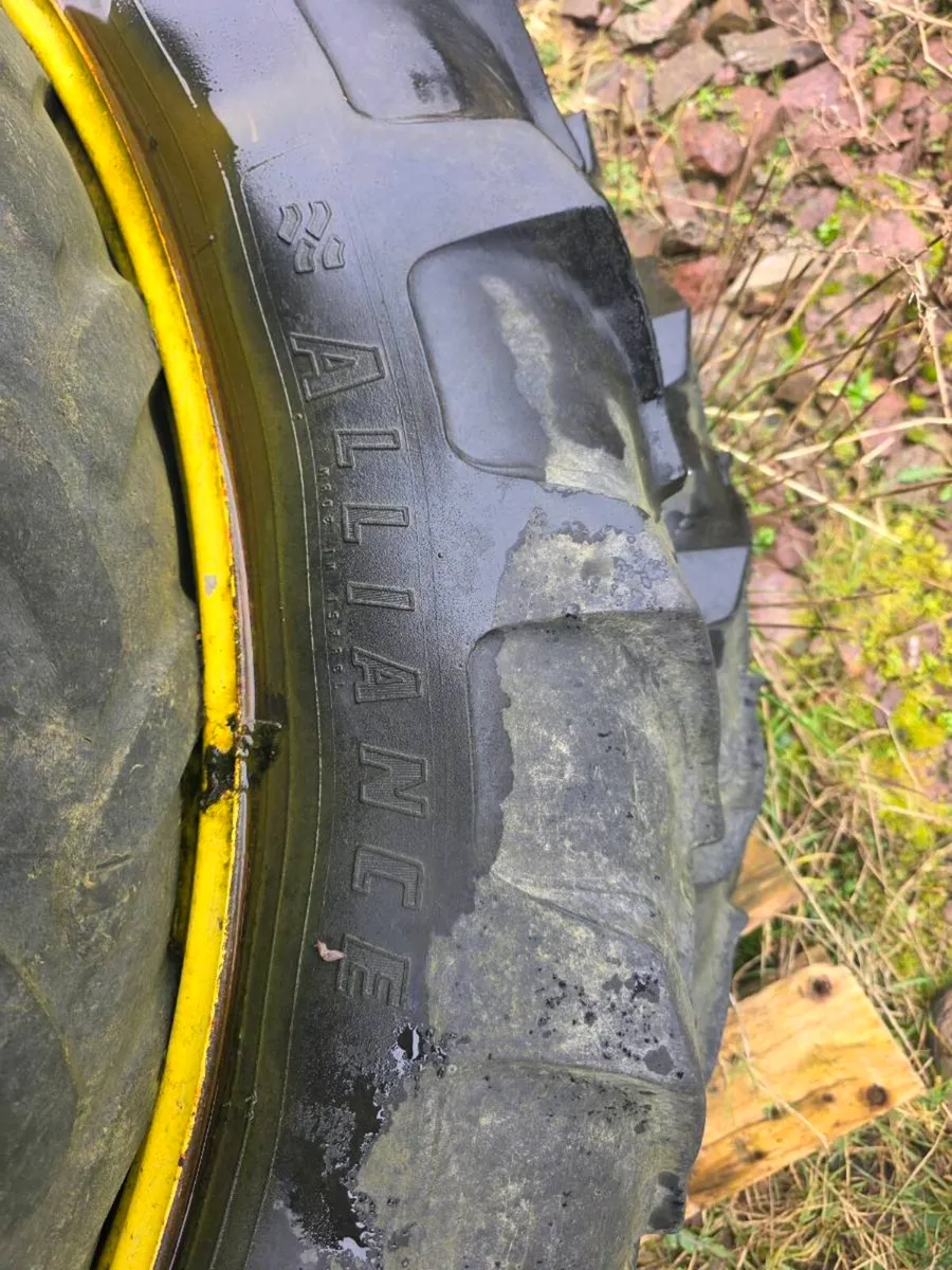 Row crop wheels / tyres - Image 4