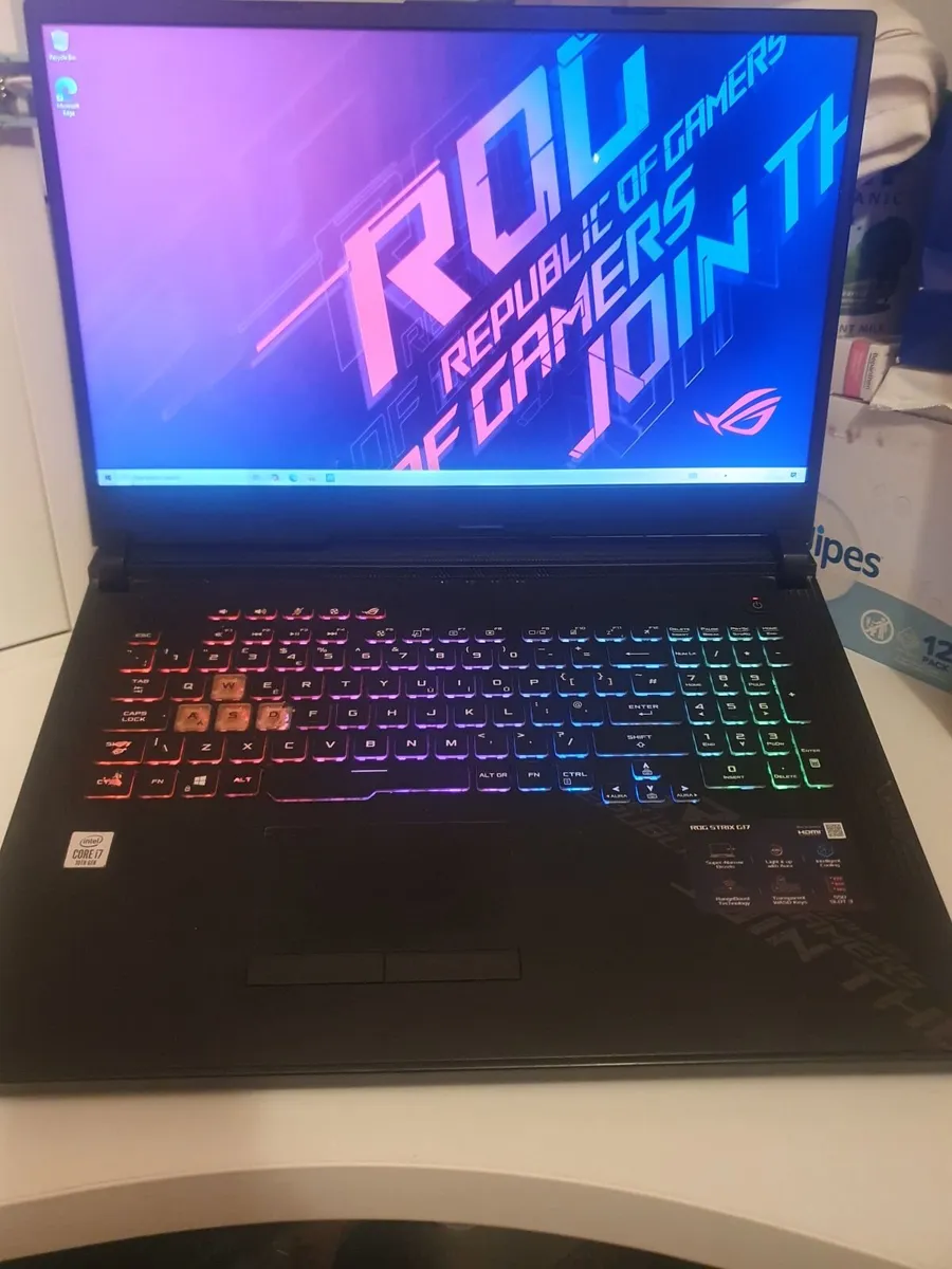 gaming laptop - Image 1
