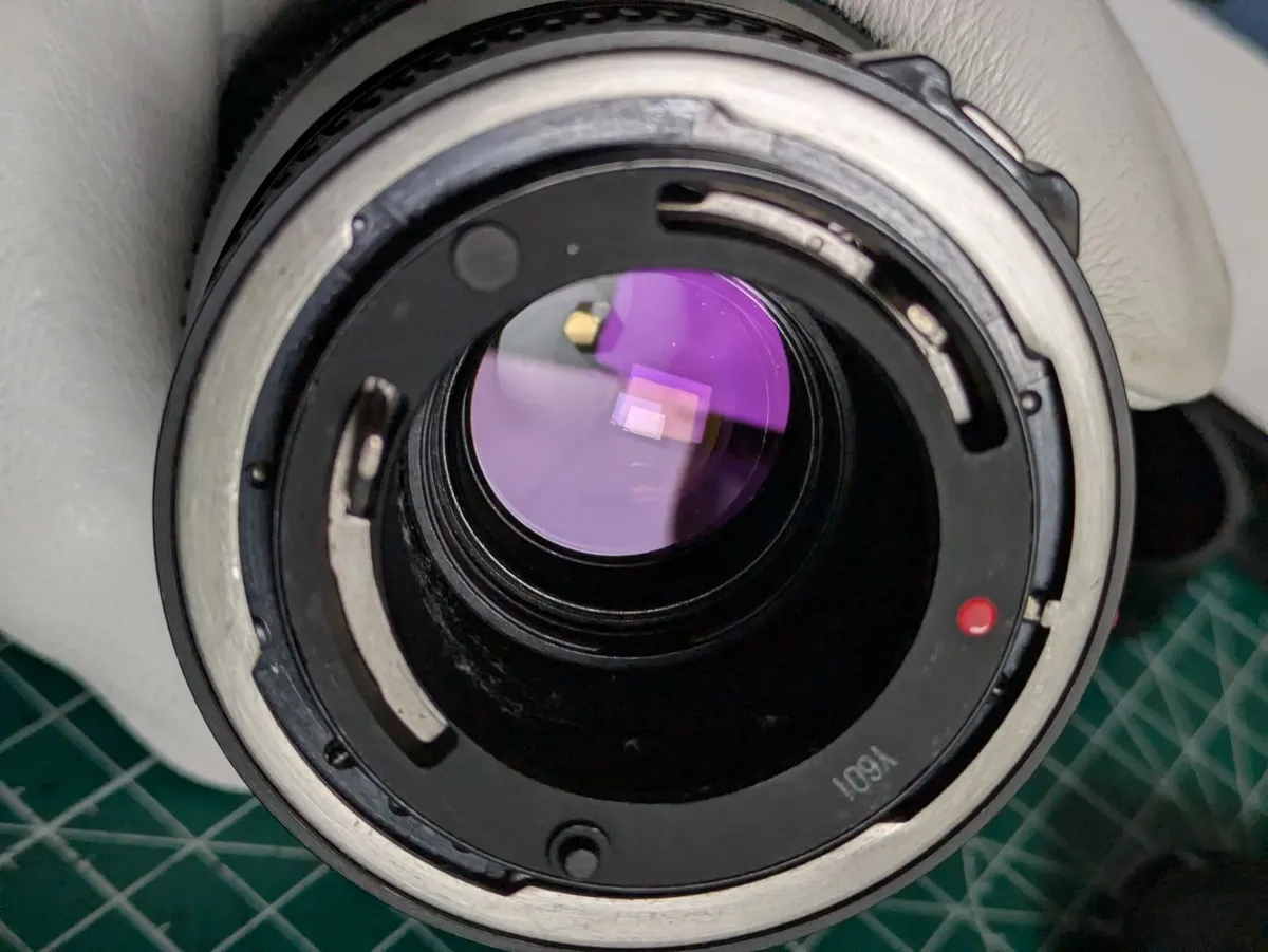 Canon zoom lens FD 75-200 mm 1:4.5 macro - Image 4