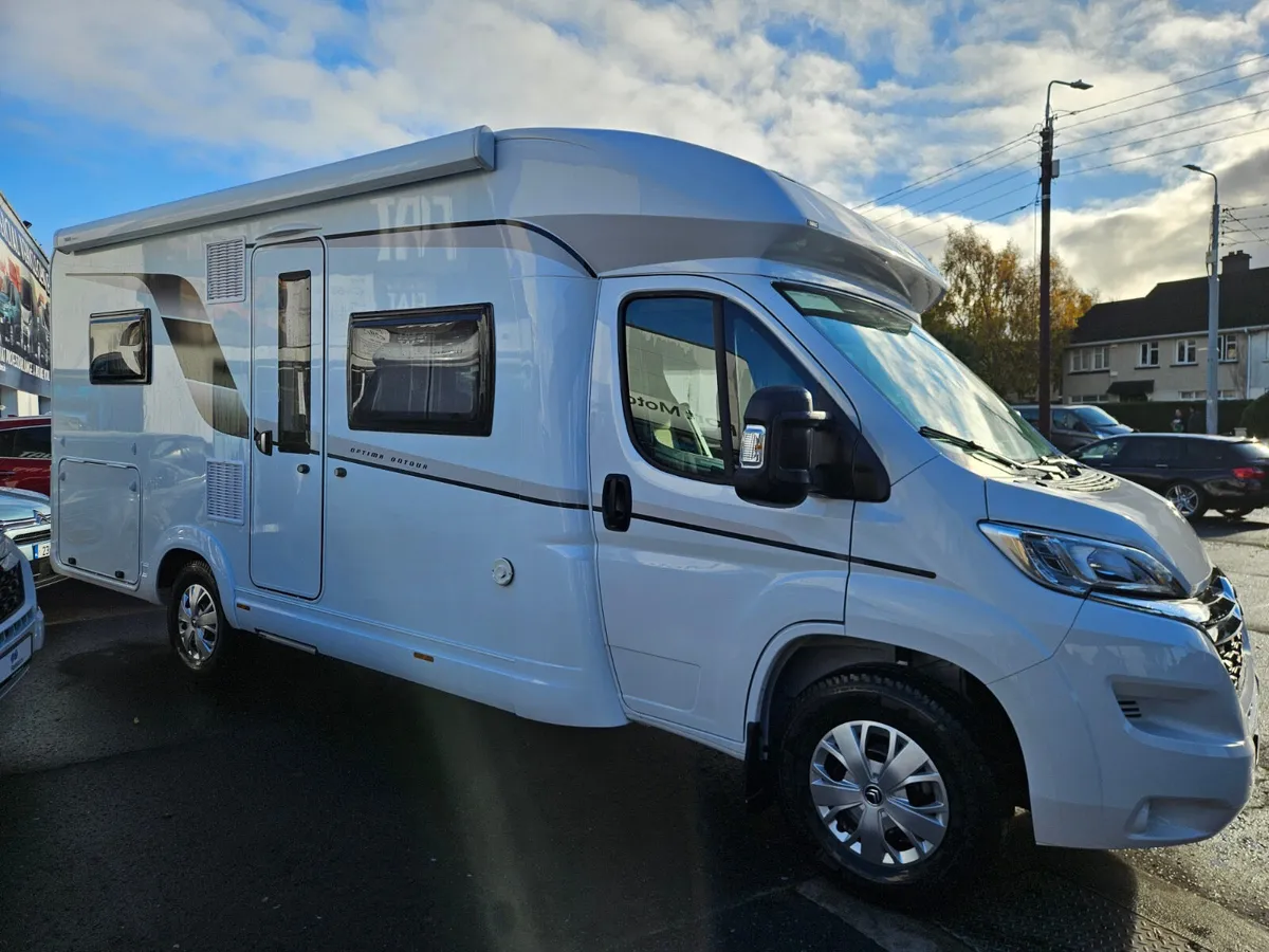 26NEW HOBBY OPTIMA LO PROFILE FIXED BED LEFT HAND - Image 4