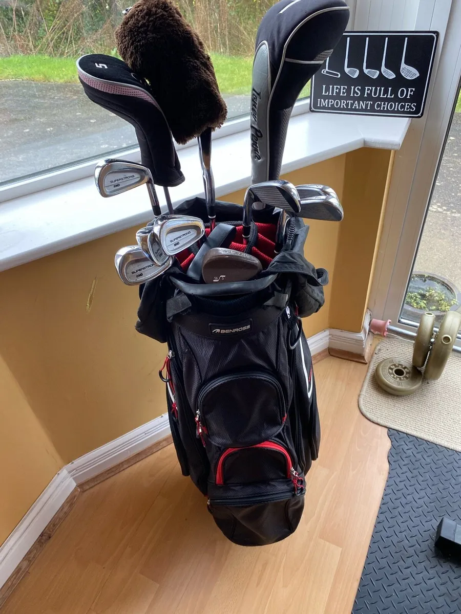 Full set of golf clubs - Image 1