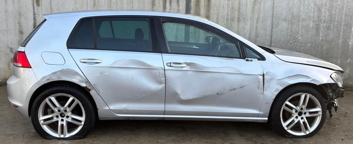 2014 VW Golf for parts - Image 2