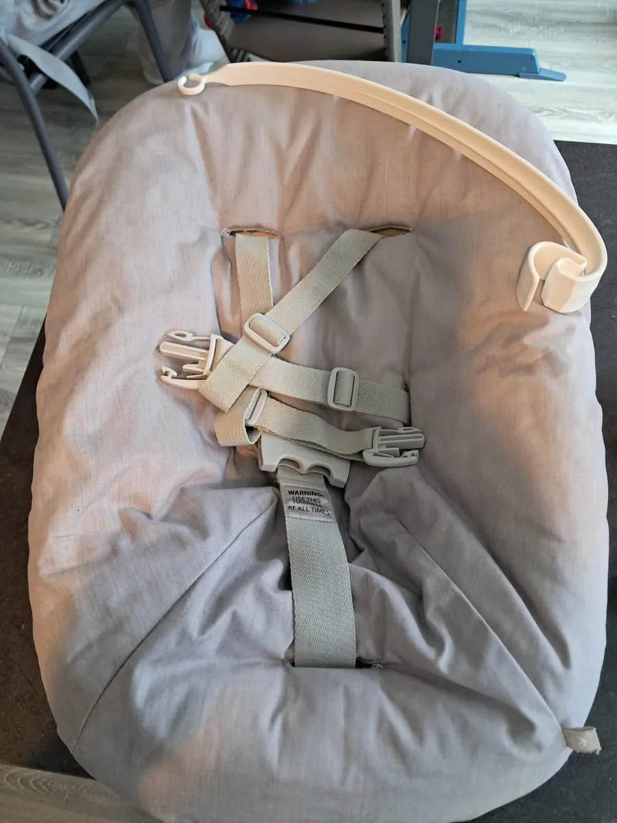 Stokke Tray & New Born Set - Image 3