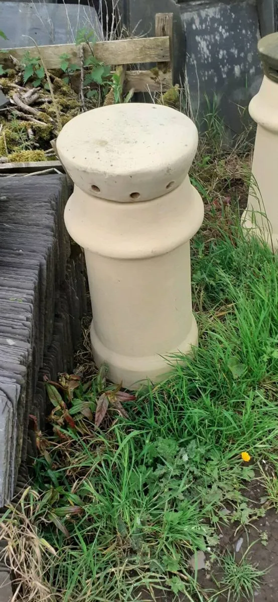 Bangor slates chimney pots floor ridge roof tiles - Image 3