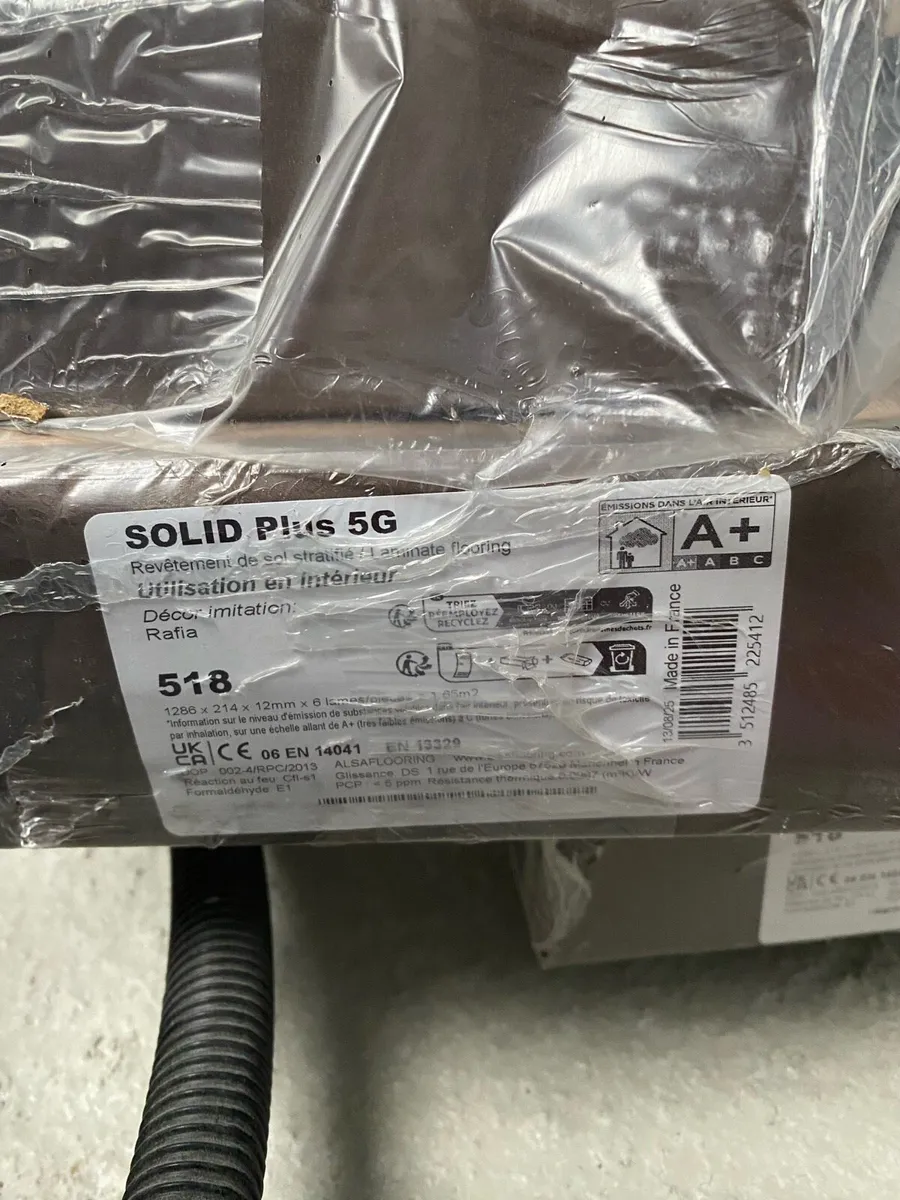 Laminate Flooring - Image 3