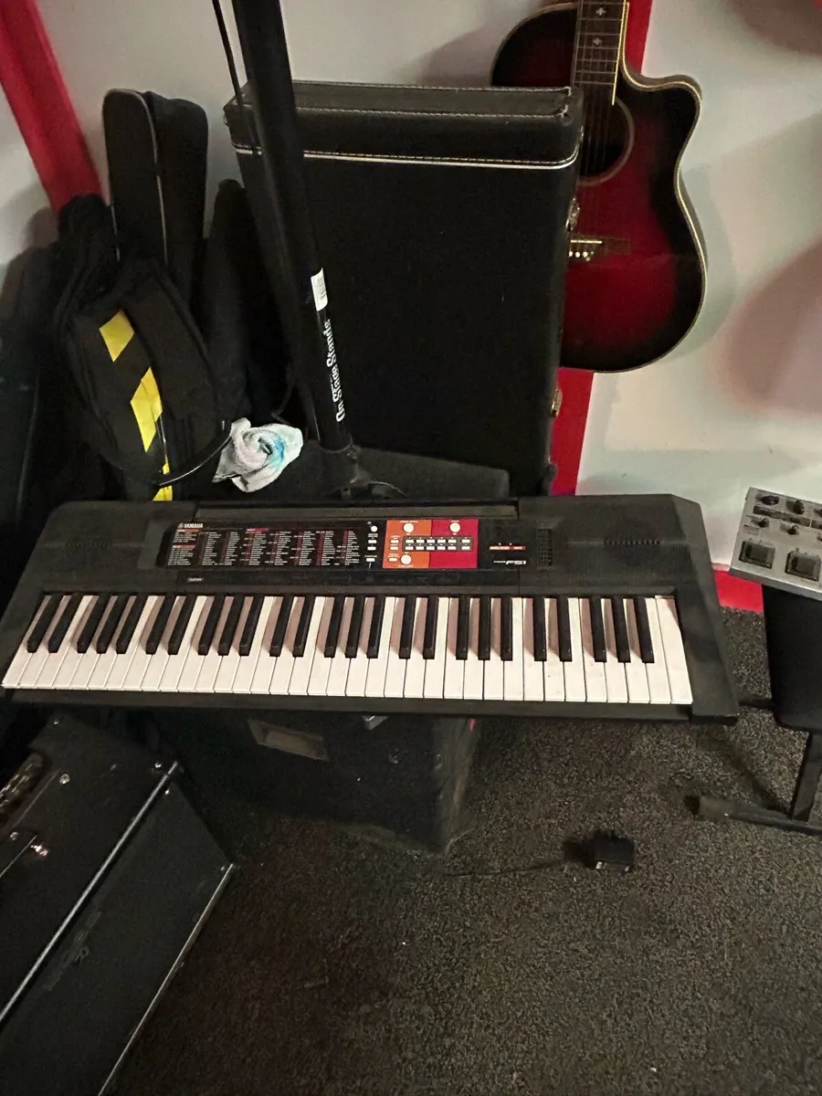 Music equipment - Image 2