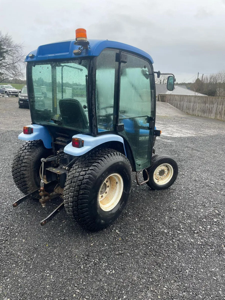 NEW HOLLAND TC27D - Image 2