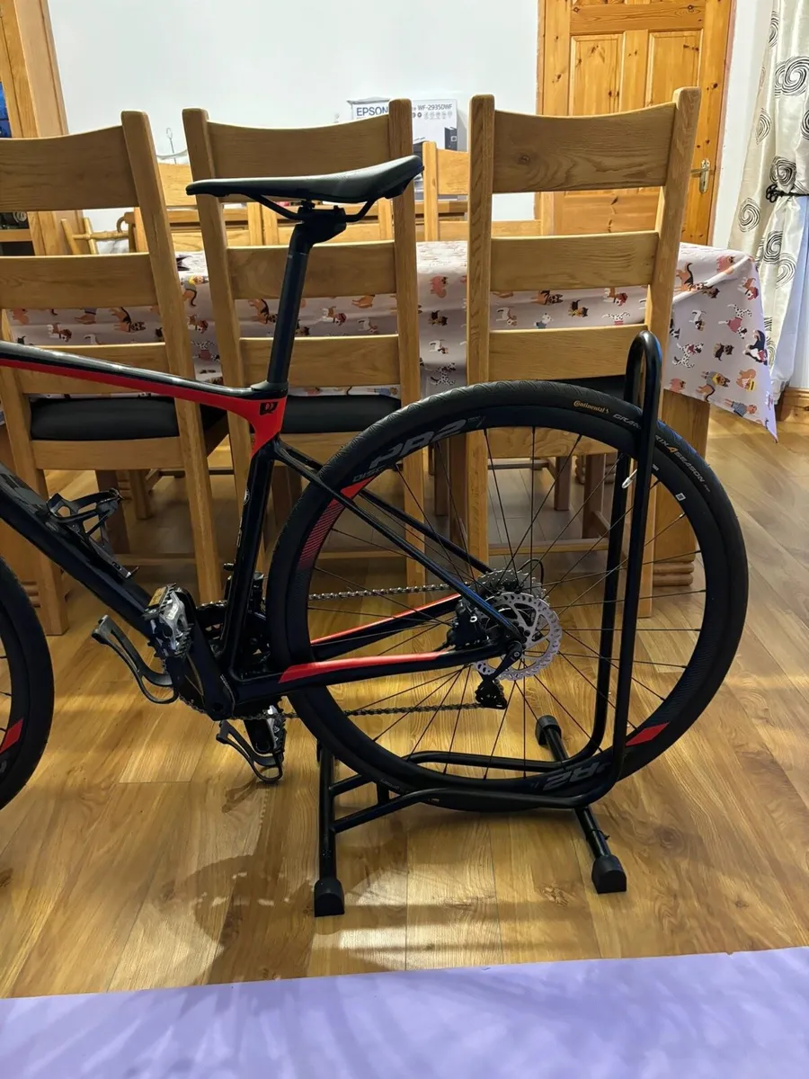 Giant Defy Carbon bike for sale - Image 4