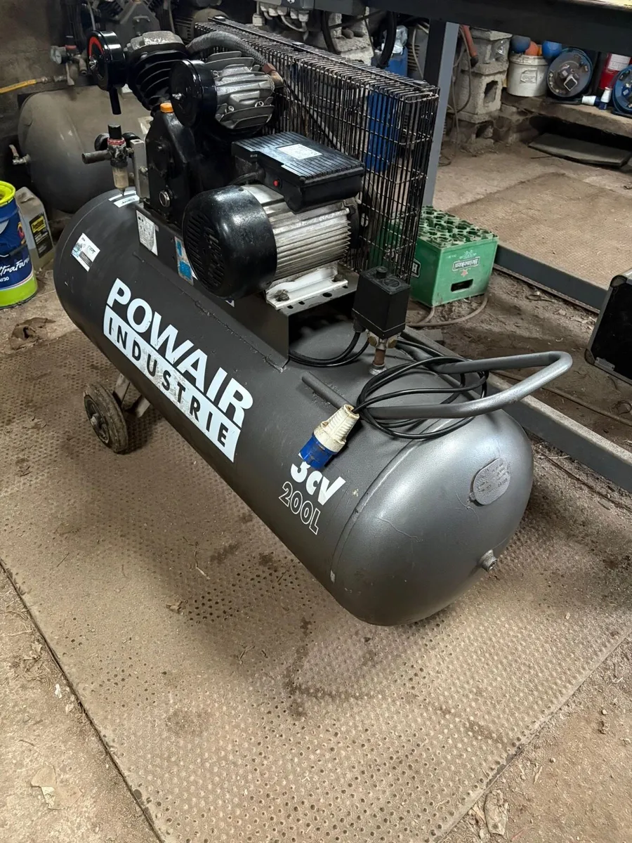 Air compressor - Image 3
