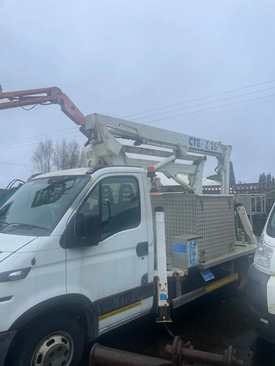 Cte hoist/Cheerypecker on iveco chassis - Image 2