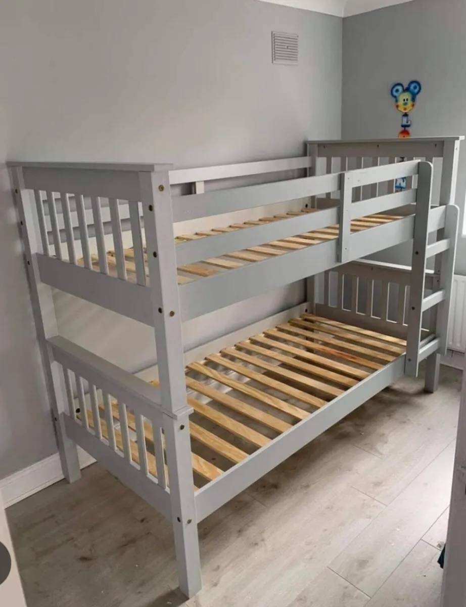 Bunkbeds - Image 1
