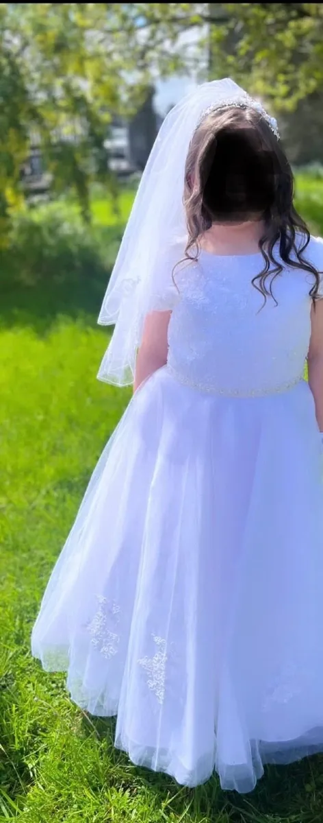Holy communion dress - Image 3