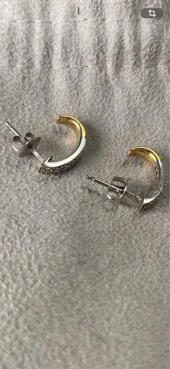 Diamond earrings white and yellow gold - Image 3