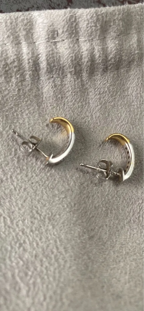 Diamond earrings white and yellow gold - Image 4