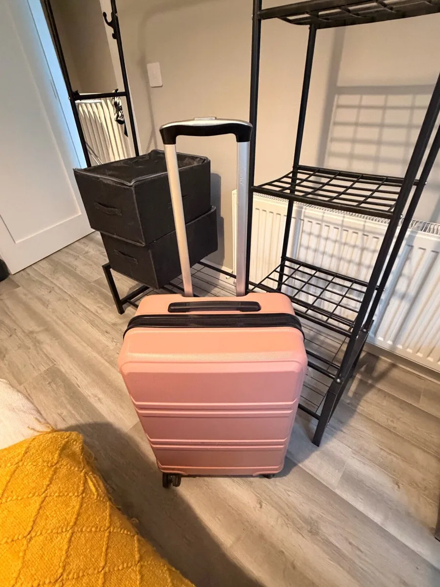 Hard shell case - Image 3