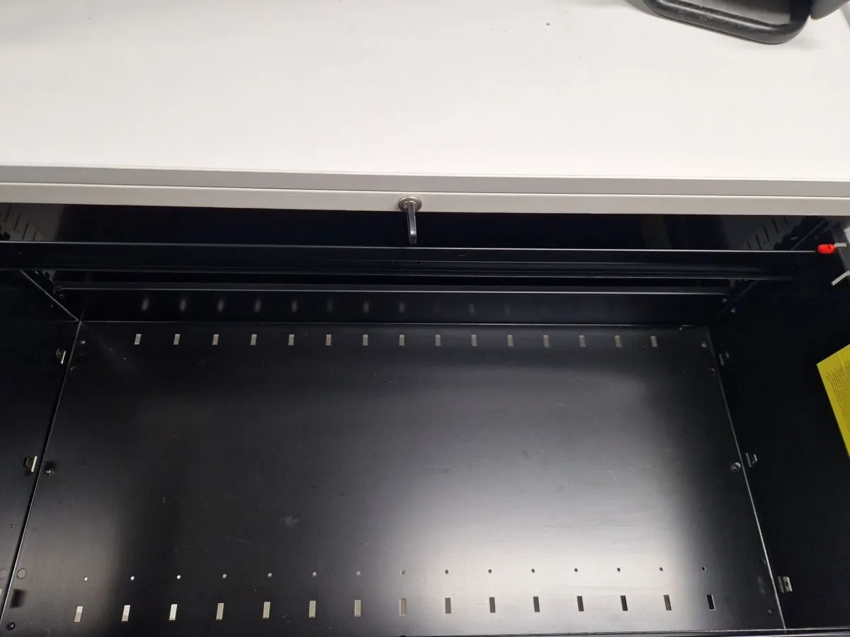 Storage Press Premium Bisley with lock - Image 3