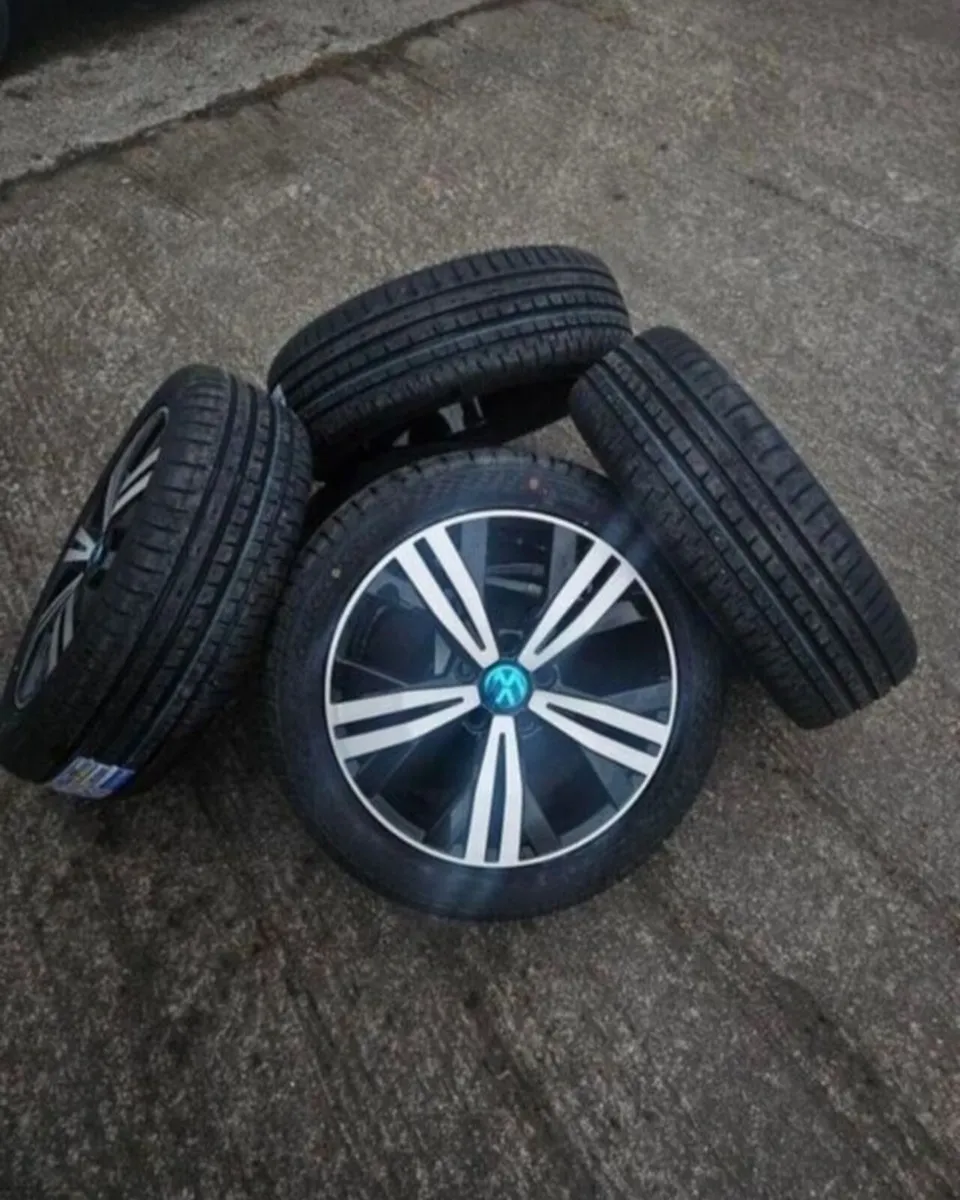 Genuine VW Caddy Alltrack 17" Alloy Wheels - Image 2