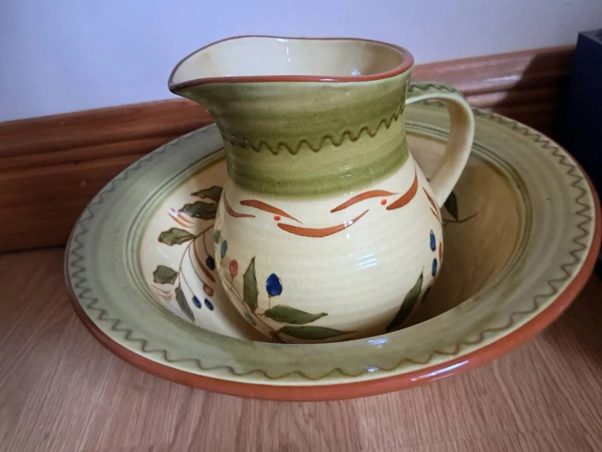 Pottery set - Image 3