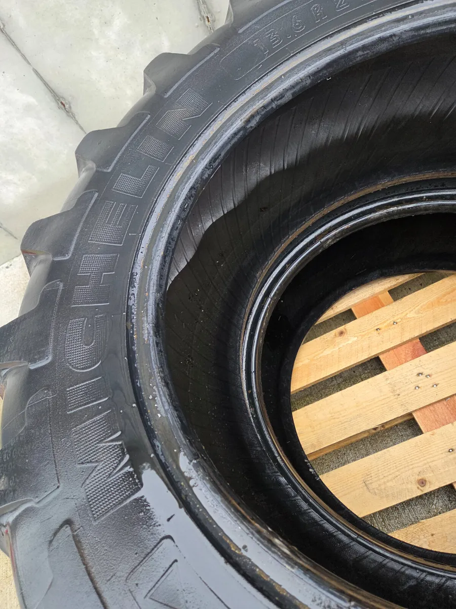 2 Michelin Tyres - Image 2
