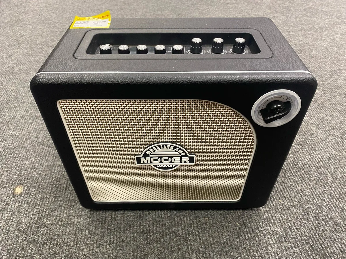 Mooer Hornet Amp - Image 1