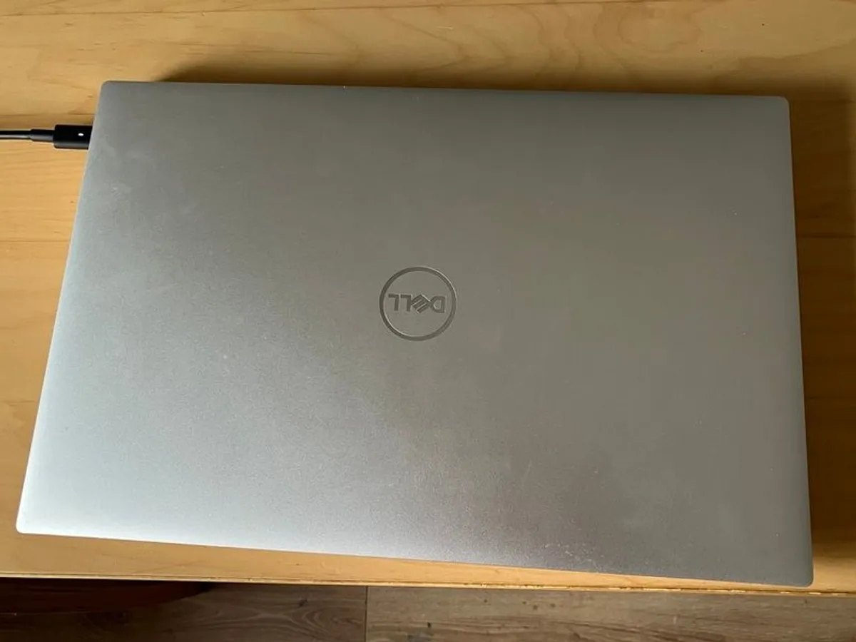 Dell Xps 15 - Image 3