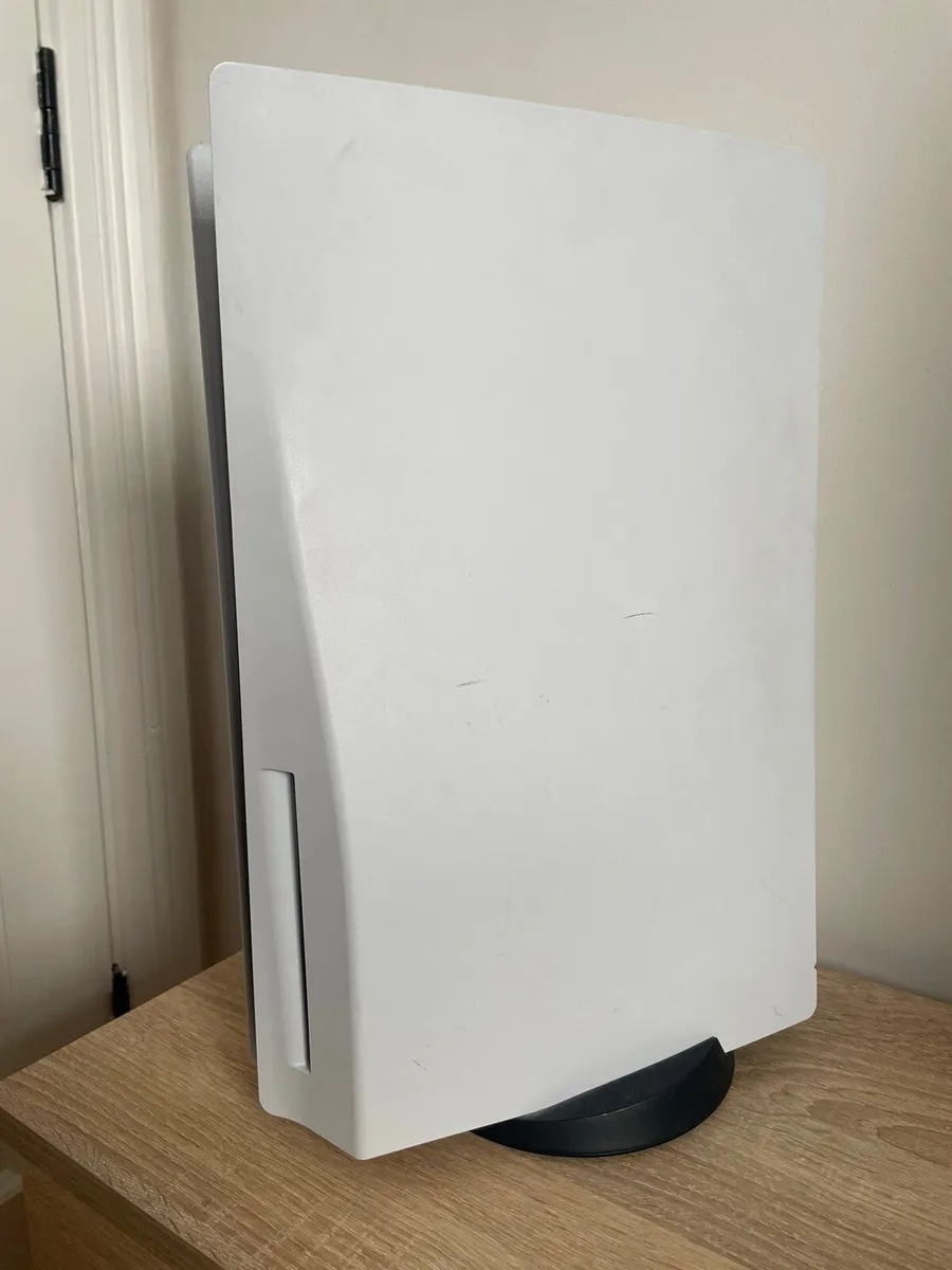 Playstation 5 (Disc) GAMES INCLUDED - Image 1