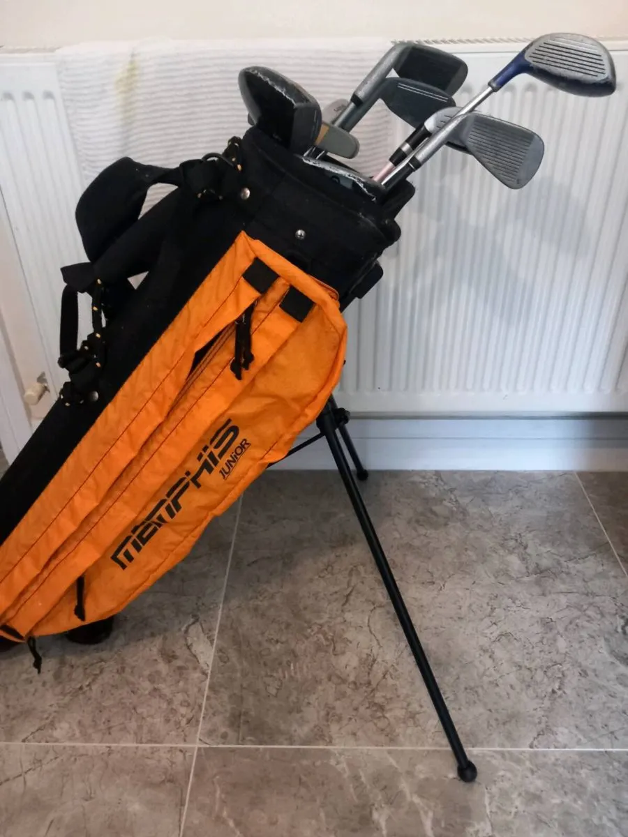 Kids golf clubs and bag. - Image 1