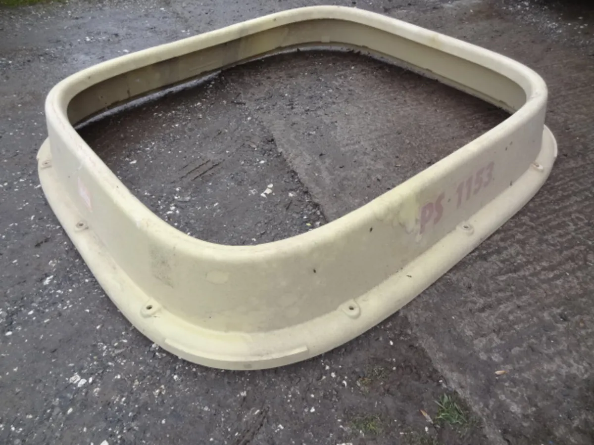 Vicon PS04 Series Vari Spreader Wagtail Extension - Image 2