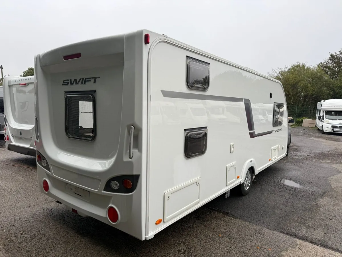 Swift 6 Berth Fixed Bunkbed Caravan For Sale - Image 4