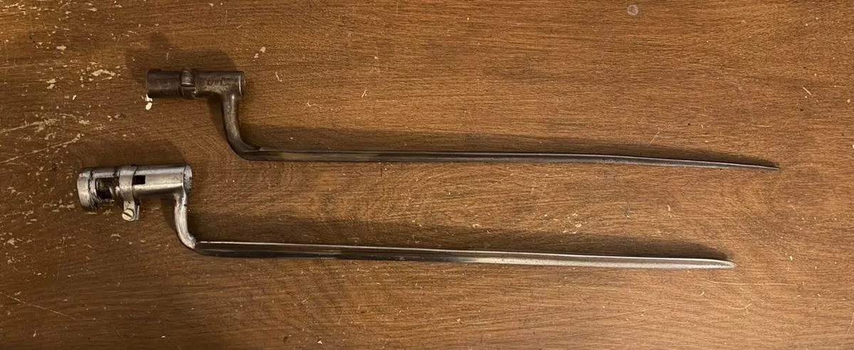 Antique bayonets - Image 1