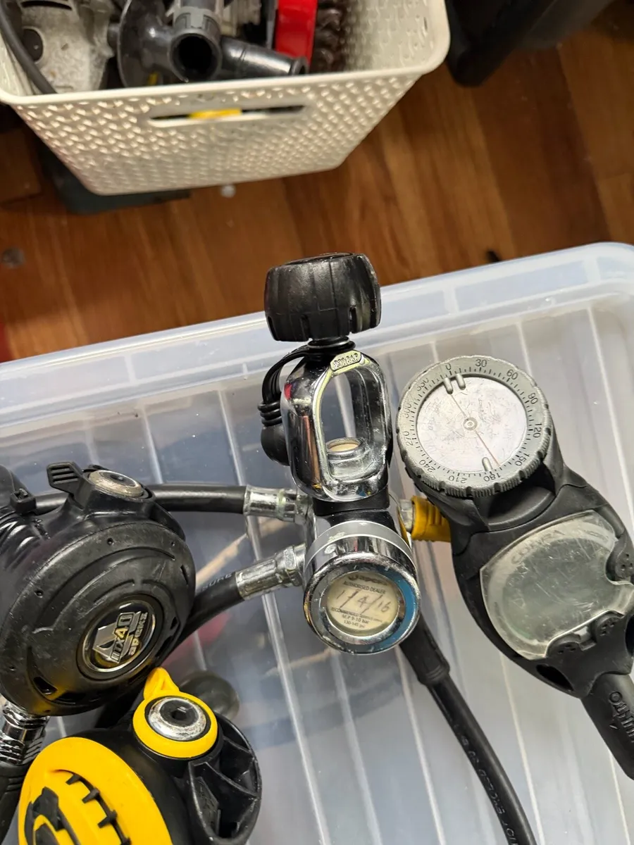 Apeks scuba regulator set - Image 3