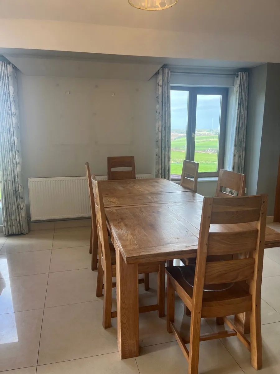 Kitchen table and 6 chairs - Image 4