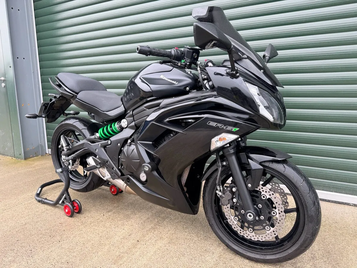 Kawasaki ER6F - Image 1