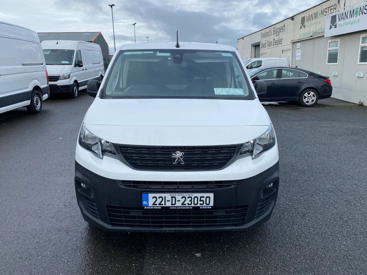 2022 Peugeot Partner Professional 1.5 100BHP - Image 2