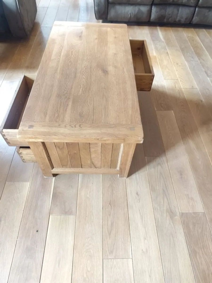 Large Rustic Oak Coffee table -4 Double Sided Drawers (Dovetail Joints) - Image 3