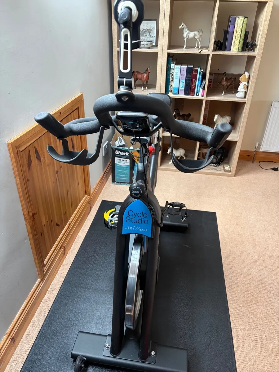 Indoor bike - Image 4