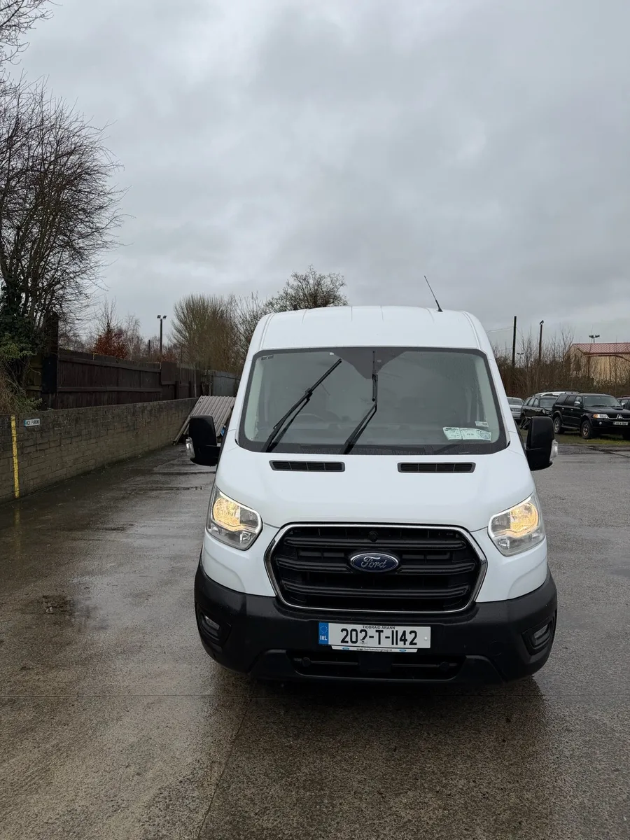 Transit van - Image 1