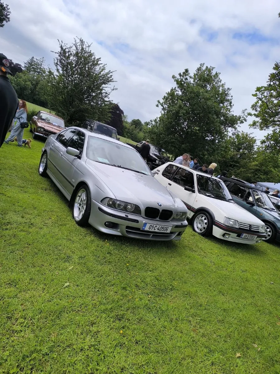 BMW e39 540i v8 2001 - Image 4