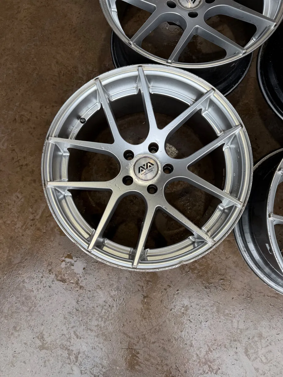 19inch BMW E60 alloy wheels - Image 3