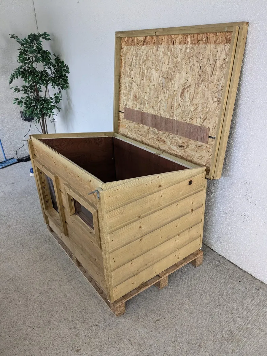 Insulated Dog House - Image 4