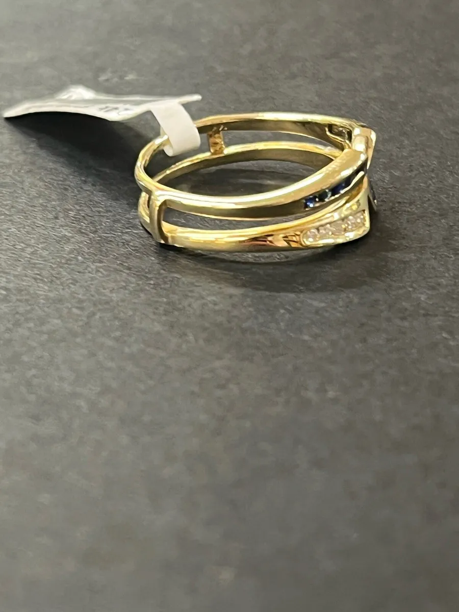 14k gold ring with sapphires and diamonds. - Image 3