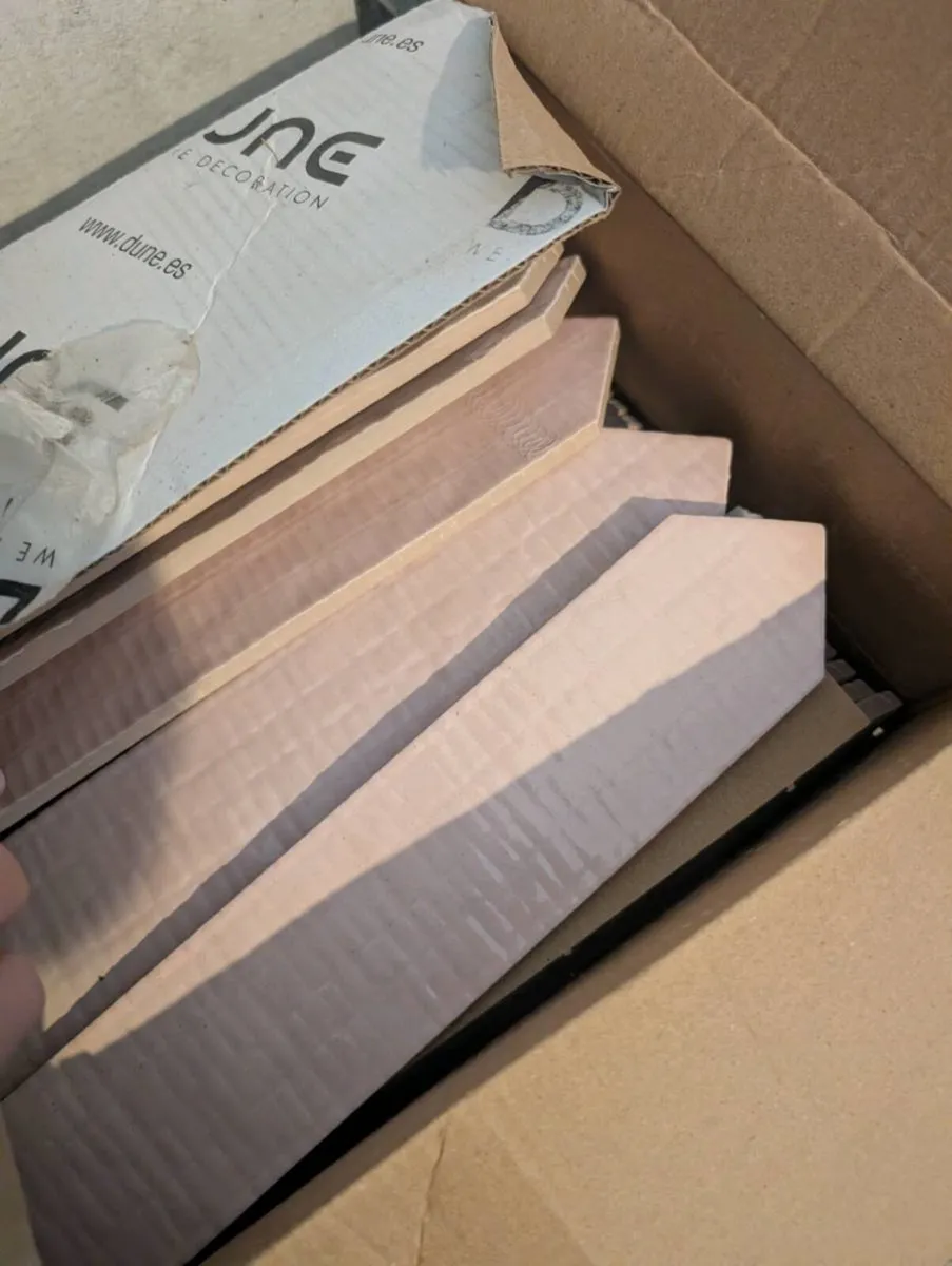 Dune crackle tiles leftover - Image 3