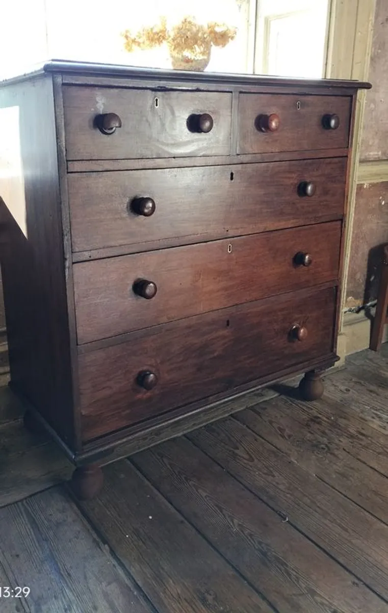 Victorian mahogany chest of drawers - Image 3