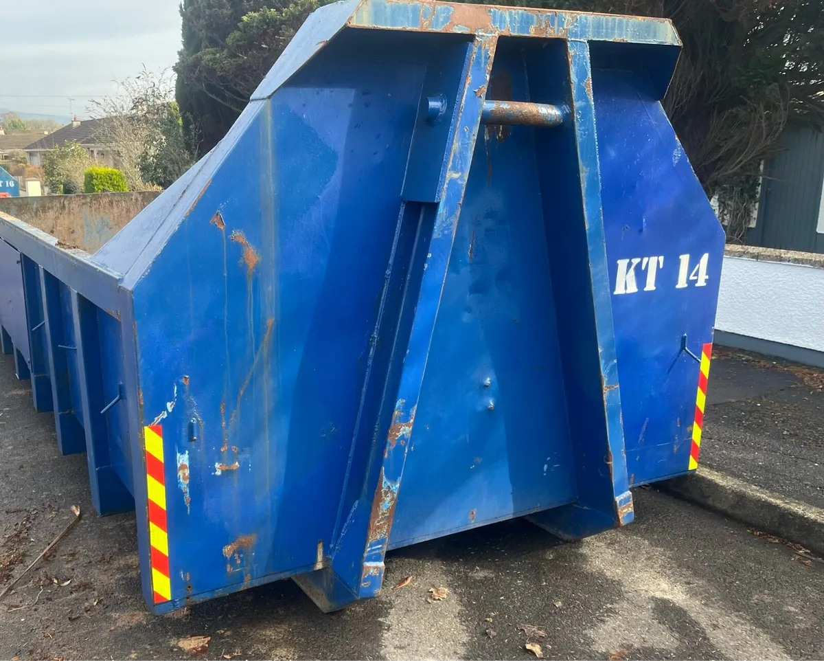 Roll On Roll off Skips / Builders Skip / Flatbed - Image 2
